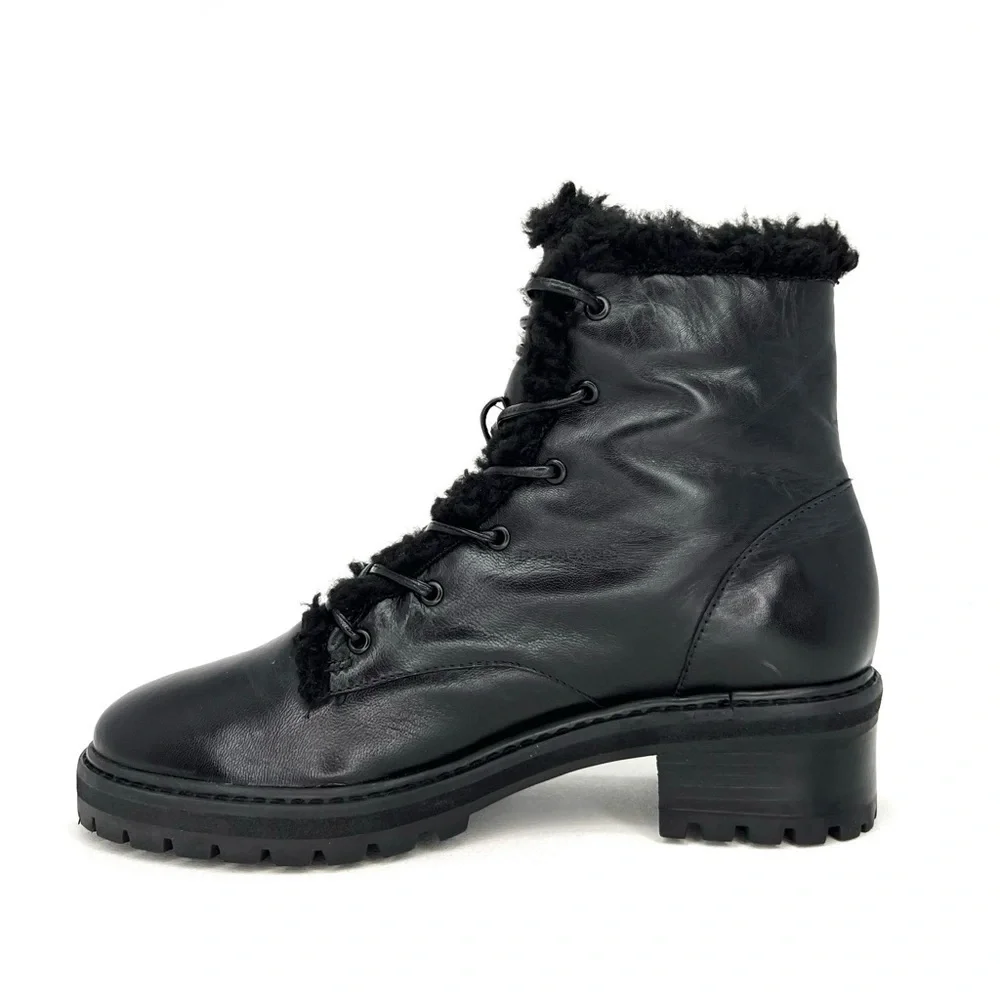 SCHUTZ brand style